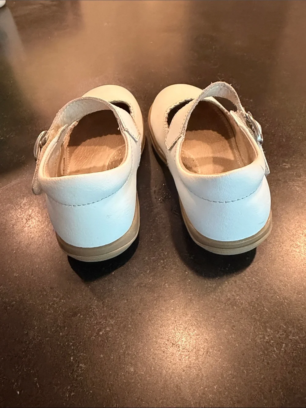 Angel sweet white
